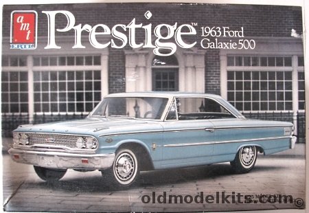 AMT 1/25 1963 Ford Galaxie 500 - Two Door Coupe (Hardtop) - Stock or Custom - Prestige Series with Pen Holder Display Base, 6501 plastic model kit